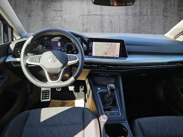 Volkswagen Golf Life Variant