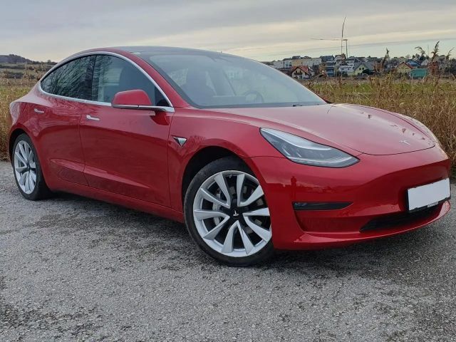 Tesla Model 3 AWD Long Range