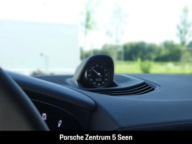 Porsche Taycan 4S Cross Turismo