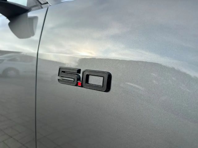 Ford Mustang Fastback GT 5.0 V8