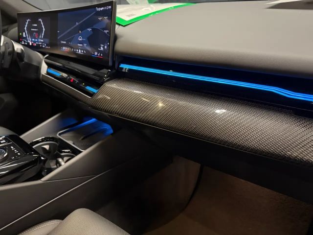 BMW 520 520d M-Sport Touring