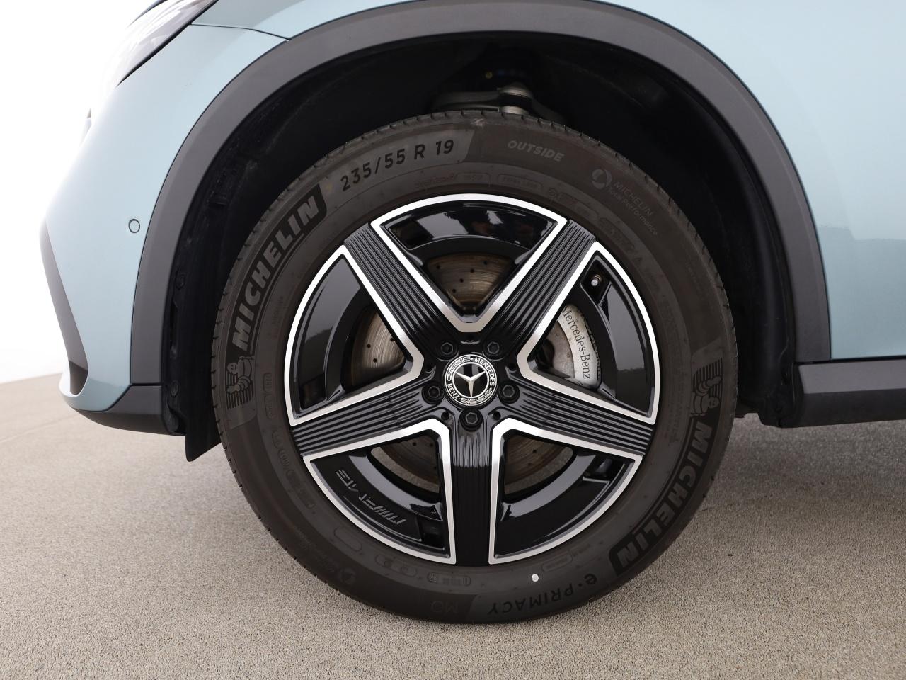 Mercedes-Benz GLC 300 4MATIC AMG Line GLC 300 d