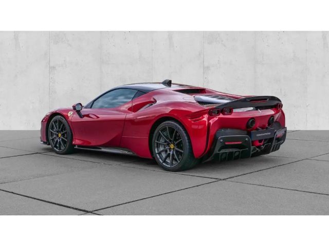 Ferrari SF90 Stradale
