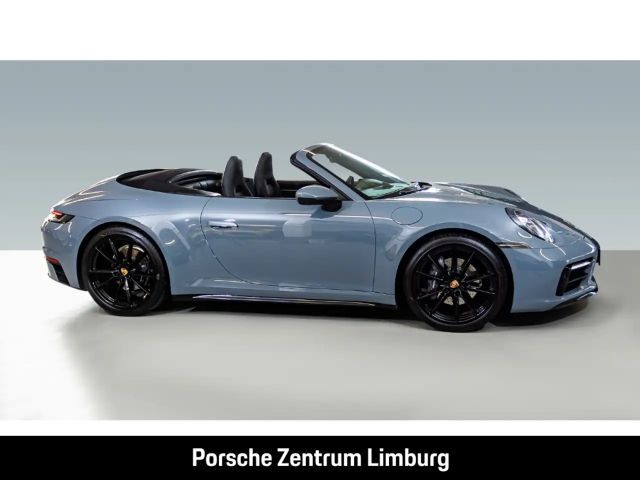 Porsche 992 Cabrio Carrera