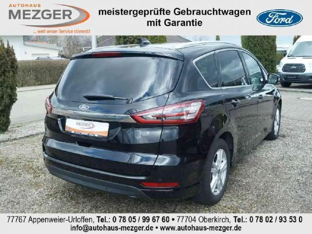 Ford S-Max Titanium