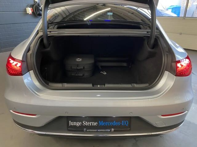 Mercedes-Benz EQE 300 Premium Sedan