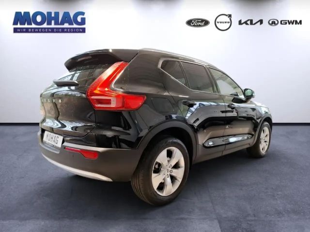 Volvo XC40 Momentum