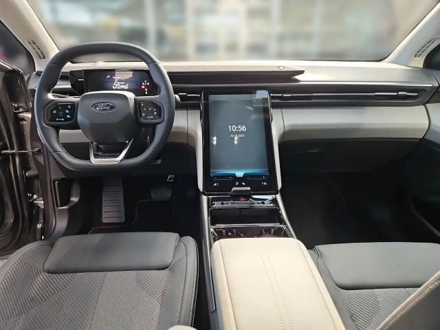 Ford Explorer Extended range