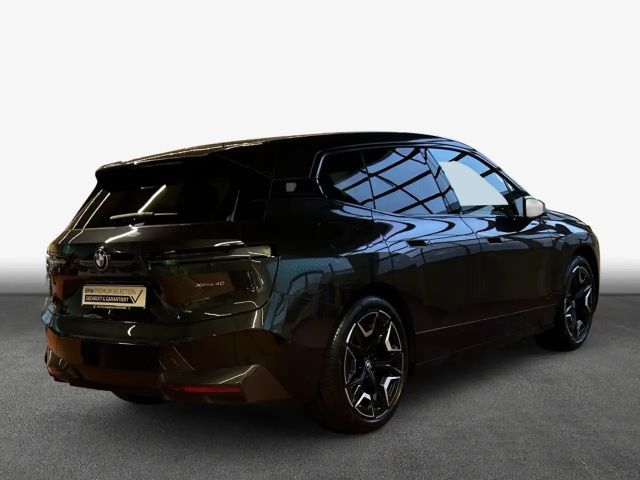 BMW iX xDrive40