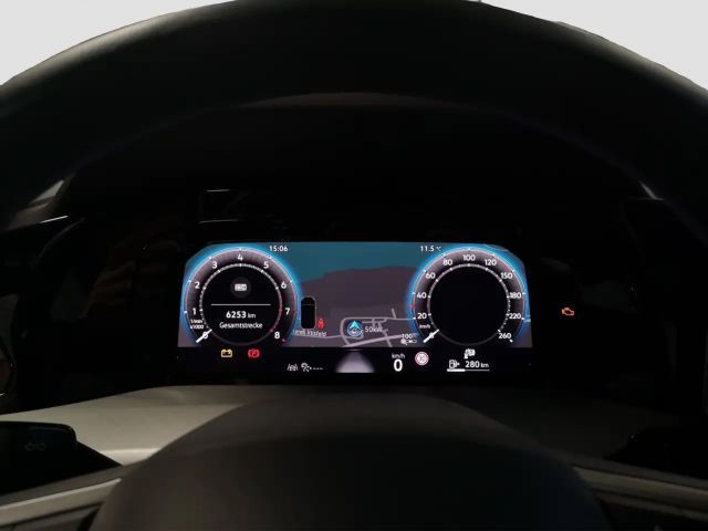 Volkswagen Golf 1.5 TSI Life Variant