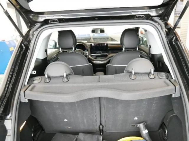 Fiat 500e e 3+1 - Komfort Paket, Style Paket uvm.