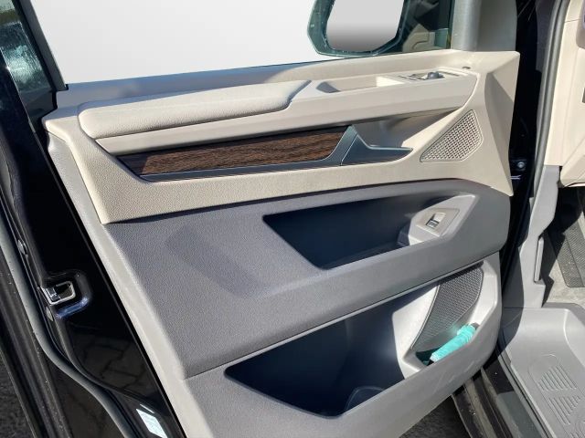 Volkswagen Multivan 2.0 TDI DSG Lang Style T7