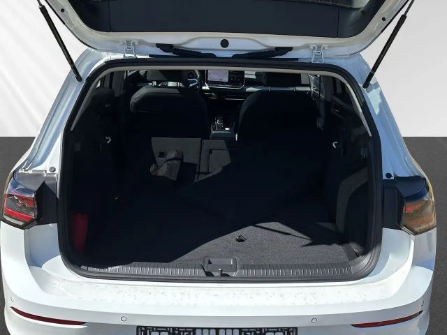 Volkswagen Golf 1.5 eTSI Golf VIII Style