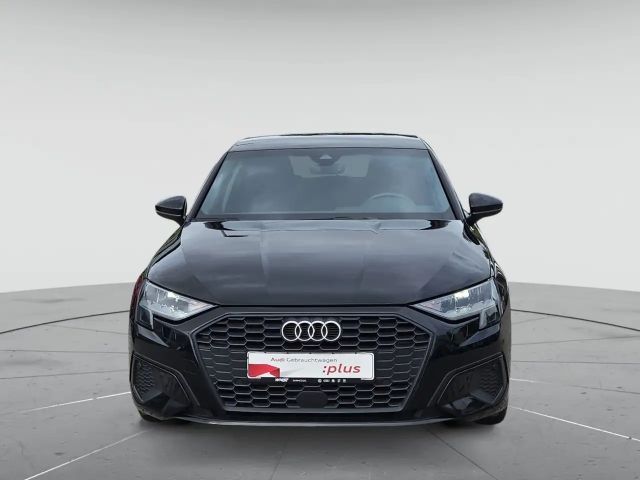 Audi A3 30 TDI Sedan