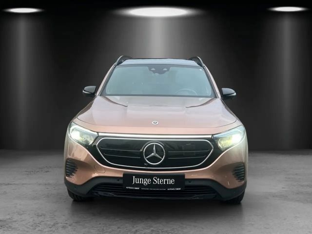 Mercedes-Benz EQB 250