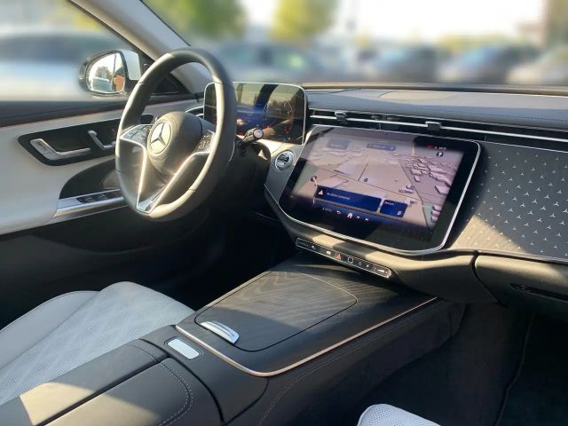 Mercedes-Benz E 200 EXCLUSIVE Estate