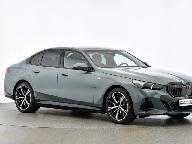 BMW i5 Sedan