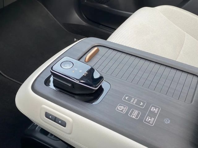 Nissan Ariya 87 kWh Evolve e-4ORCE