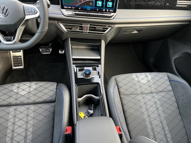 Volkswagen Tiguan 4Motion R-Line