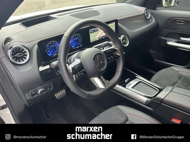 Mercedes-Benz EQA 300 4MATIC AMG Line