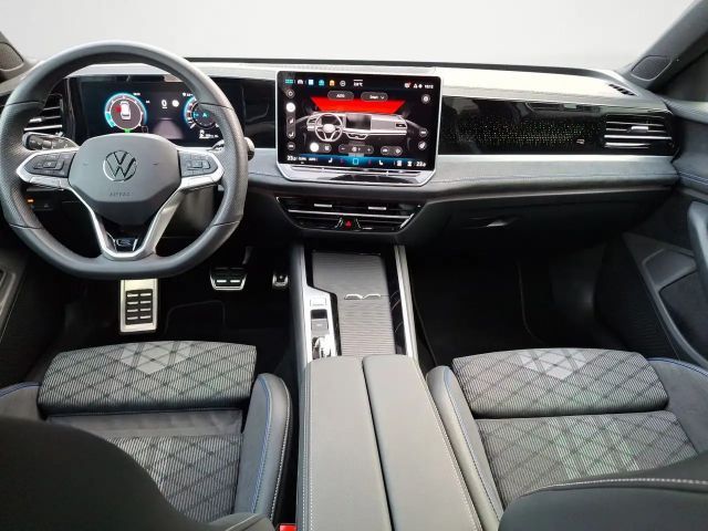 Volkswagen Passat 2.0 TDI DSG R-Line Variant