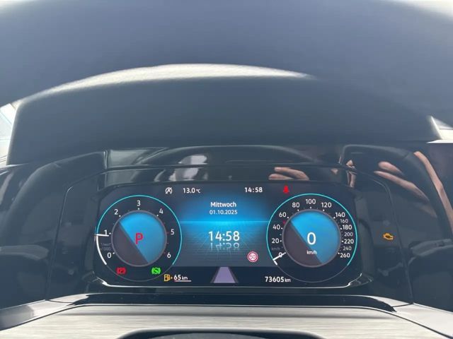 Volkswagen Golf 2.0 TDI DSG Golf VIII Style