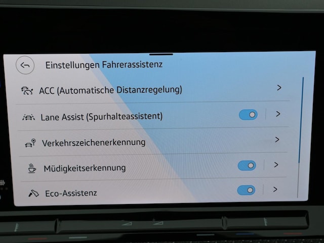 Volkswagen Golf R-Line Variant