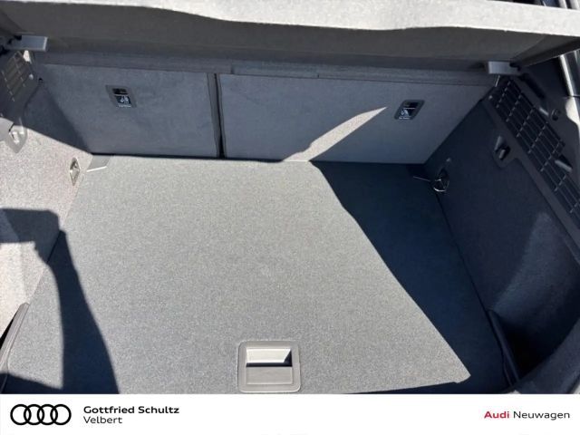 Audi A3 Business Hybride S-Line Sedan