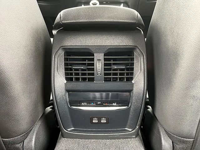 BMW 330 330e M-Sport Touring xDrive