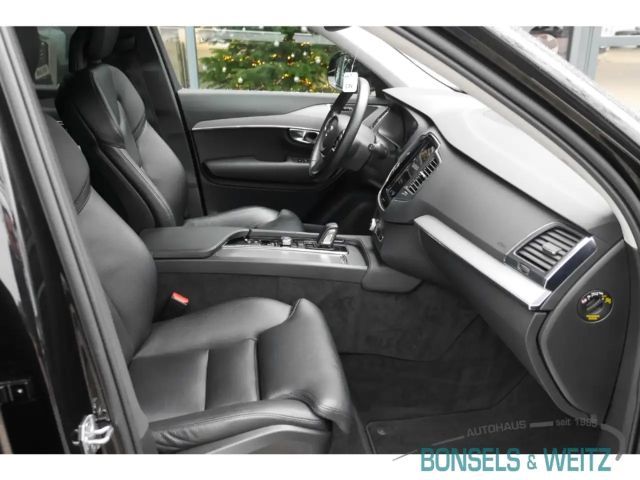 Volvo XC90 AWD Momentum