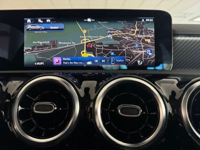 Mercedes-Benz A 200 Progressive