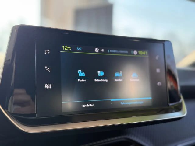 Peugeot E-2008 Active Pack