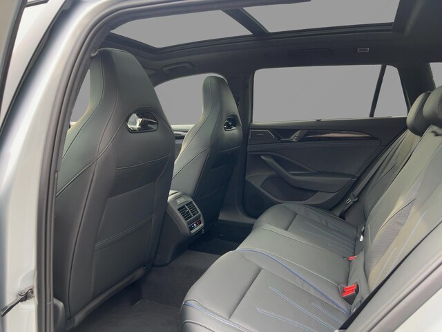 Volkswagen Passat TDI Signature AHK Pano Leder Navi