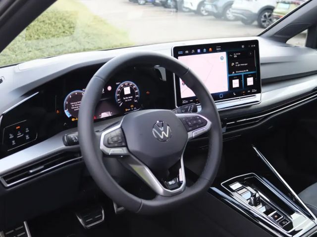 Volkswagen Golf 1.5 eTSI DSG