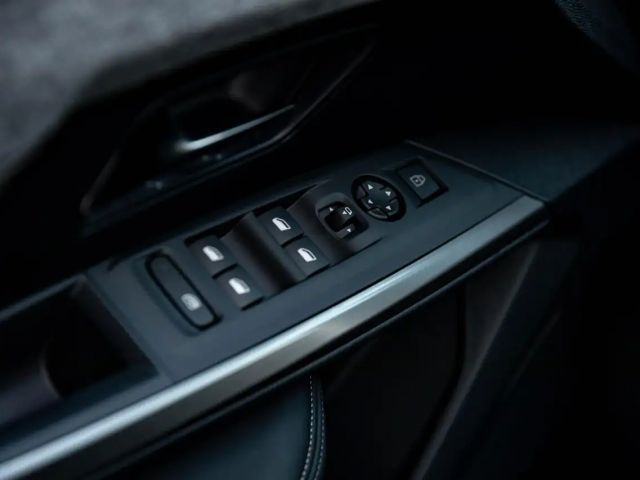 Peugeot 5008 Elektrisch 210 PK | 7-zit | Camera | Navi | Air...