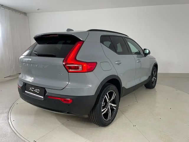 Volvo XC40 Dark Plus