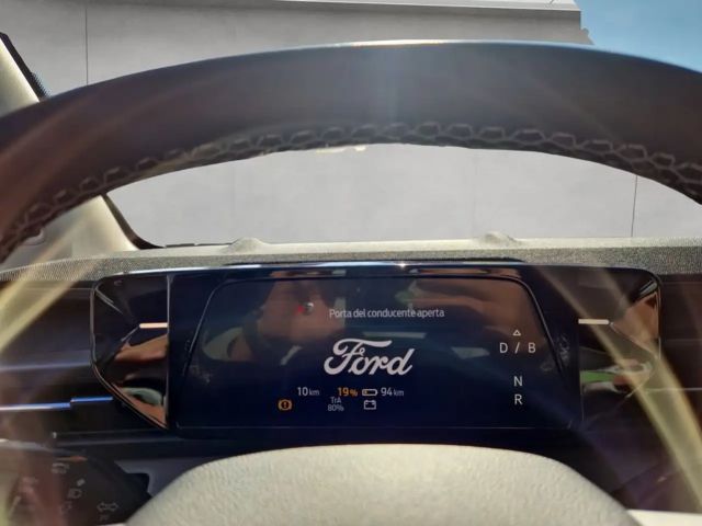 Ford Explorer Extended range RWD