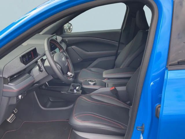 Ford Mustang Mach-E AWD