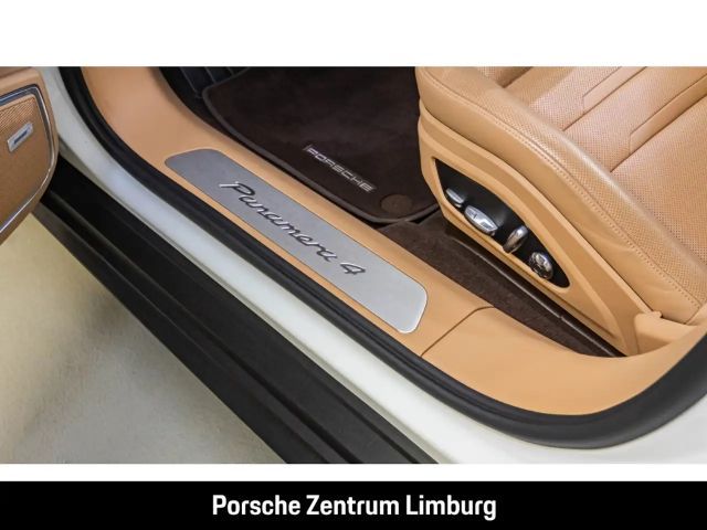 Porsche Panamera 4 E-Hybrid