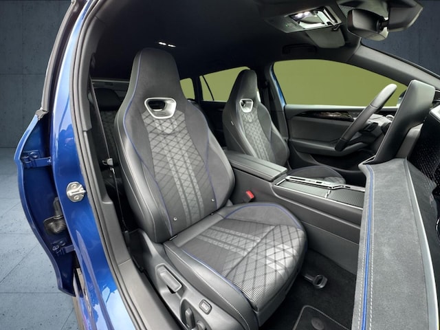 Volkswagen Passat 2.0 TDI R-Line Variant