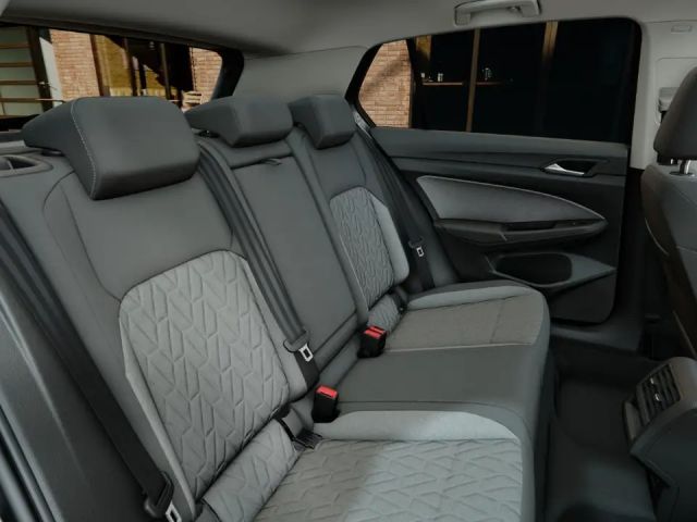 Volkswagen Golf DSG Life