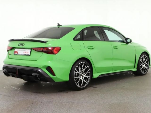 Audi RS3 Quattro S-Tronic Sedan