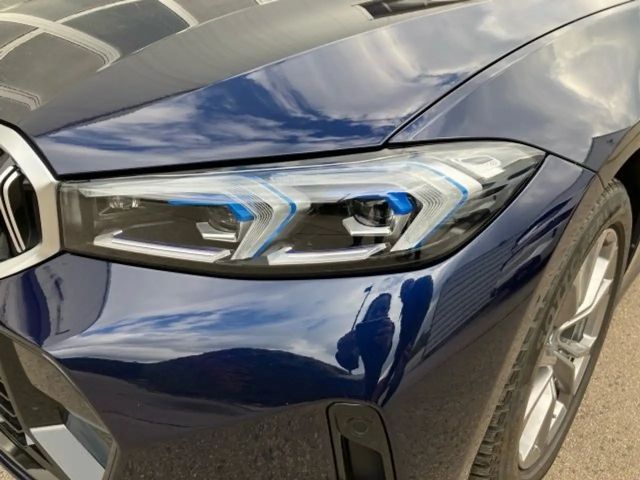 BMW 330 330e Sedan xDrive