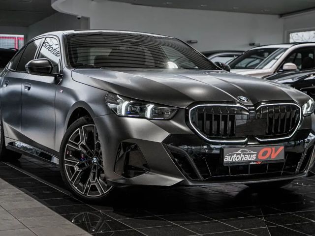 BMW 520 520d M-Sport Sedan xDrive