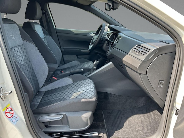 Volkswagen Polo 1.0 TSI DSG R-Line