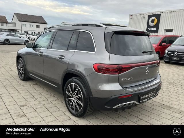 Mercedes-Benz EQB 300 4MATIC AMG Line