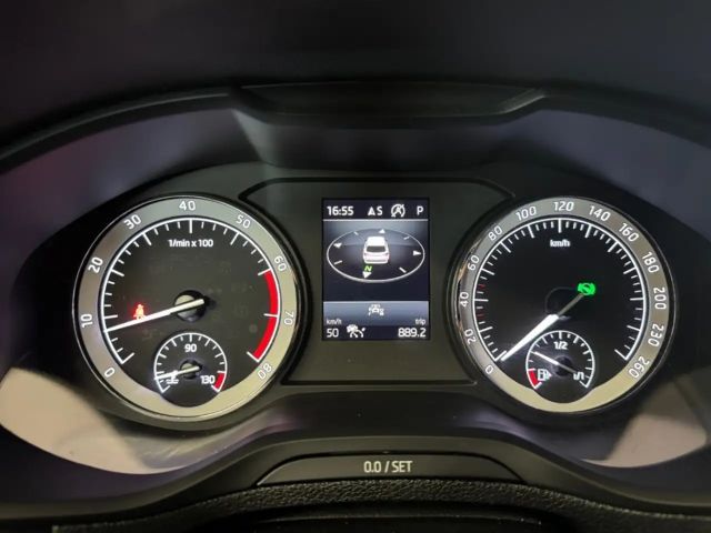 Skoda Karoq Style Style