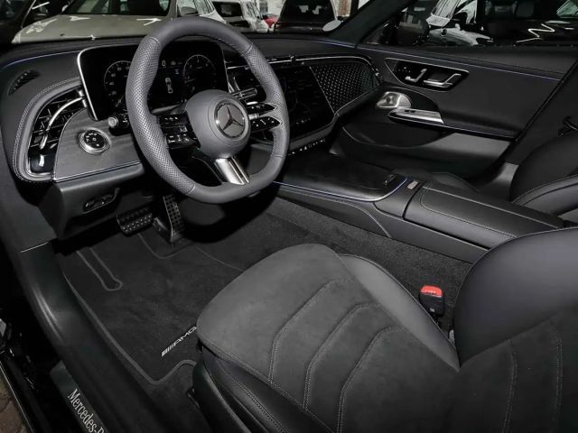 Mercedes-Benz E 220 AMG Line E 220 d Sedan
