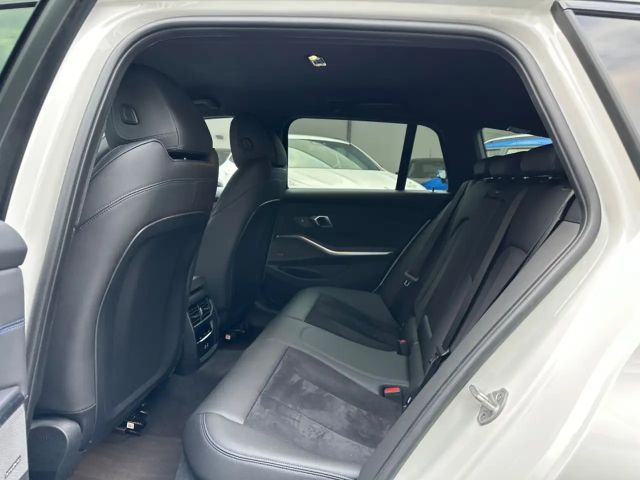 BMW 318 318i M-Sport Touring