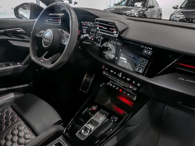 Audi RS3 Quattro S-Tronic Sedan